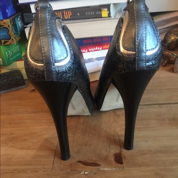 Roca Wear Ankle Chain Shoes Size 9 - Picture 4 of 5